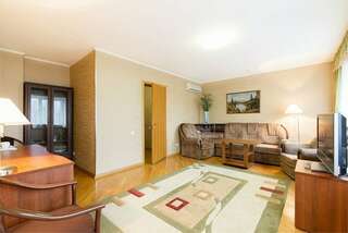 Гостиница Урал Екатеринбург Семейный-1